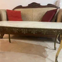 میز برنزی با سنگ مرمر