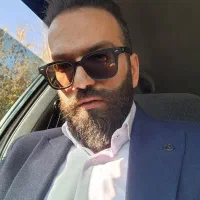 نیازمند کار مدیریت با حقوق مکفی