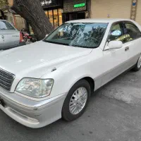 تویوتا کراون مدل ۲۰۰۱ بی رنگ استثنایی