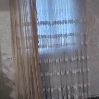 دو تا پرده برای پنجره ی عرض ۱۵۰