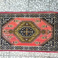 فرشچه سنتی طرح عشایری ترنج دار|گلیم، جاجیم، گبه|رشت, حمیدیان|دیوار