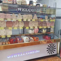 فروش یخچال ویترینی ومکعبی و ترازو|فروشگاه و مغازه|شیراز, شهرک گلدشت حافظ‎|دیوار