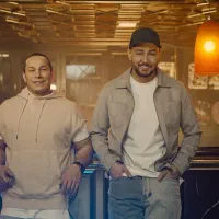 کنسرت گروه نوان ردیف های جلو رو به استیج