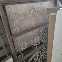 تعدادی درب و پنجره کارکرده فلزی موجوداست|مصالح و تجهیزات ساختمان|بوشهر, |دیوار