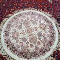 فرش گرد کاملا سالم و تمیز