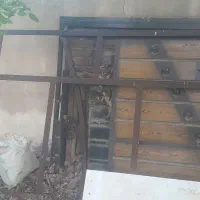 درب حیاط ۲ لنگه و ۲عدد نفر رو و ۱ عدد قالب پنجره