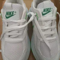 کتونی سایز ۳۹