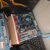 رم ۴ گیگ ddr3 و باندل h61|قطعات و لوازم جانبی رایانه|شیراز, شهرک ولیعصر|دیوار