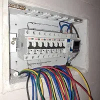 نصب دوربین مداربسته،سیم کشی،آیفون،تابلو برق|خدمات پیشه و مهارت|زاهدان, |دیوار