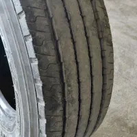 لاستیک ۲۳۵ کاملا سالم|قطعات یدکی و لوازم جانبی|اصفهان, بهارستان|دیوار