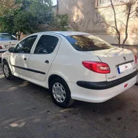 ۲۰۶ صندوقدار موتور بزرگ تی فایو V8