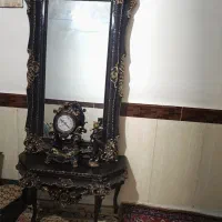 آینه و میز