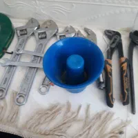 تعدادی وسایل  ابزار کار در حد  همشان مارک اصلی
