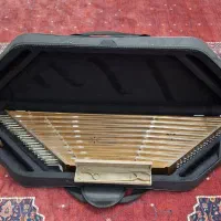 ساز سنتور علیزاده دومهر همراه با میزش