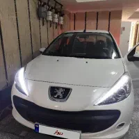 207 مدل 1403در حد