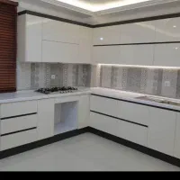 طراحی وساخت و نصب انواع کابینت و کمددیواری