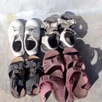 چندتا کفش بچه گانه