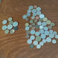 چند عدد اسکناس های قدیمی وسکه