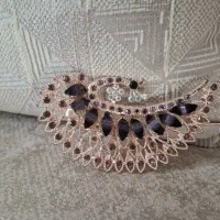 گیره شنیون انبری