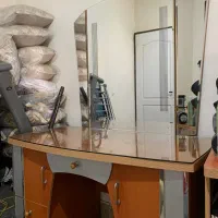 سرویس تخت خواب+میز تحریر+میز کامپیوتر*اینه|میز تحریر و کامپیوتر|محمدشهر, همایون ویلا|دیوار