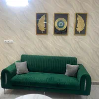 کاناپه و‌مجسمه