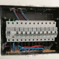 لوله کش برق کش سقف کاذب پی وی سی(pvc)|خدمات پیشه و مهارت|قشم, |دیوار