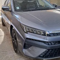 کی‌ام‌سی J7، مدل ۱۴۰۳