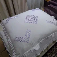 بالش پر|رختخواب، بالش، پتو|فردیس, منظریه|دیوار