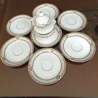 ۱۲عددنعلبکی و دوتا قندان ک یکدونش در نداره