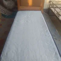 دو عدد تخت خواب در حد نو