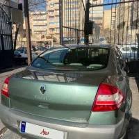 مگان ۲۰۰۰ اتومات