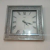 ساعت دیواری