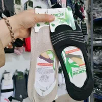 جوراب کالجی پشت ژله ای روی کار توری فری سایز