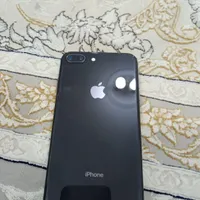 اپل iPhone 8 Plus با حافظهٔ ۶۴ گیگابایت