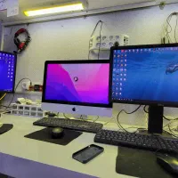 خدمات نرم‌افزاری و سخت‌افزاری آیفون