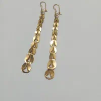 طلا ۱۰۰بالای تابلو