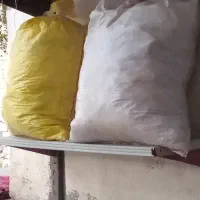 نان خشک حراج