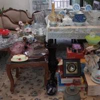 فروش تعدادی لوازم خانه به دلیل جابه‌جایی