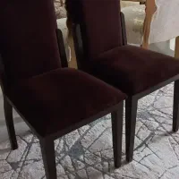 دو عدد صندلی