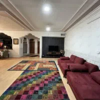 اجاره واحد ۱۸۰ متری،۳ خواب سر تقاطع دو خیابان