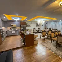 ۱۲۷ متر ۲خوابه رو به آفتاب استخردار