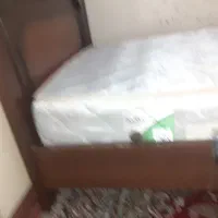 تخت خواب وتشک