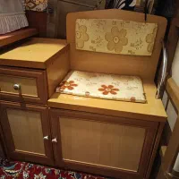 میز تلفن سالم