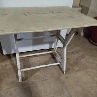 میز سنگی کاملا سالم