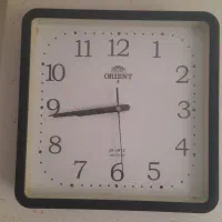 ساعت دیواری