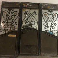 درب آهنی حیاط