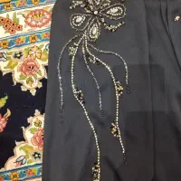 منجوق دوزی و جواهر دوزی انجام میشود