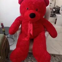 عروسک خرسی قرمز