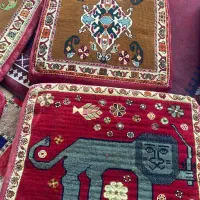 پشتی دستبافت قشقایی پشت چرمی|پشتی|صدرا-فارس, فاز ۲|دیوار