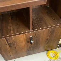 میز تحریر با کتابخانه
